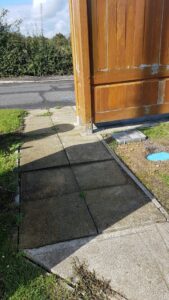 Bus shelter Polecat Road BEFORE